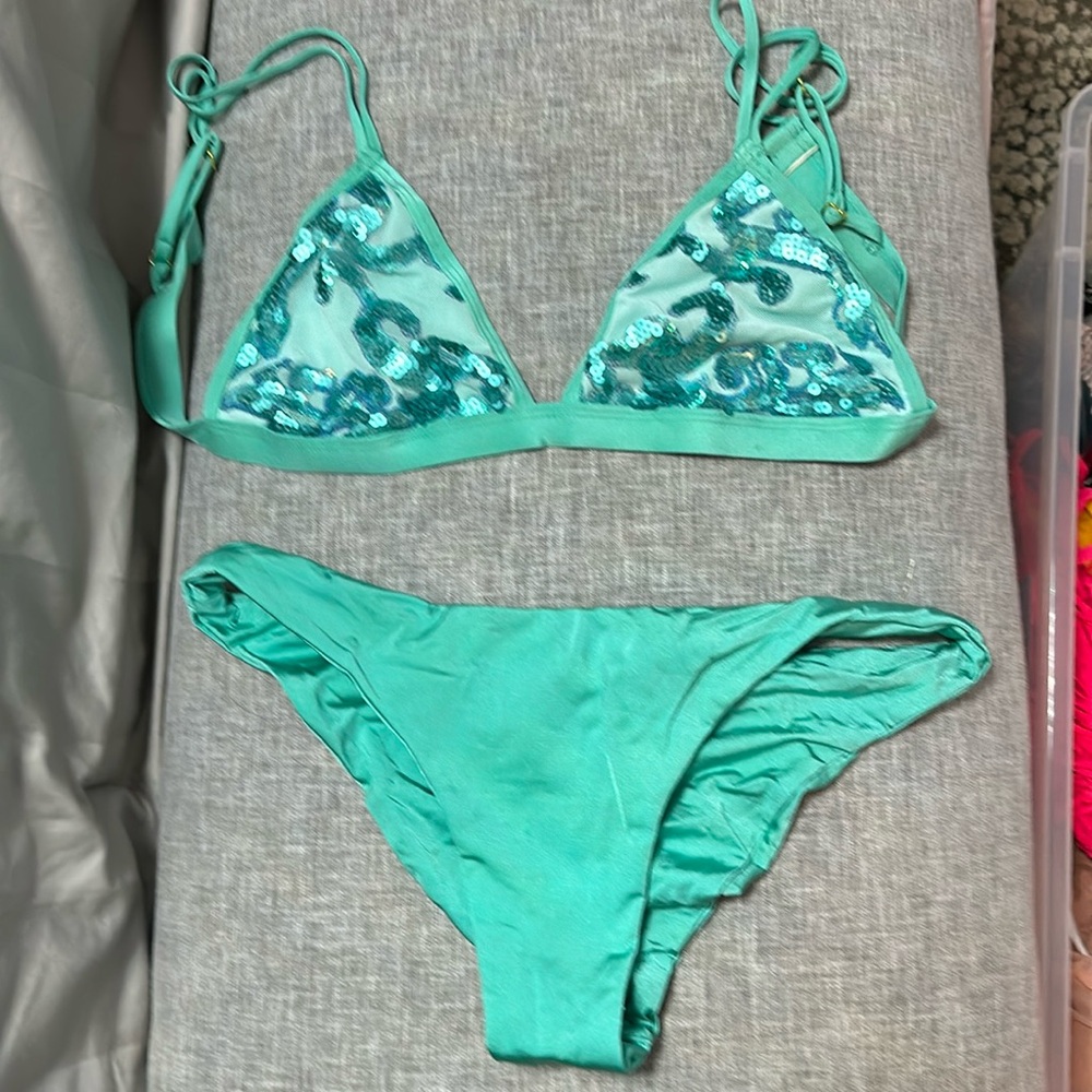 Beach bunny swimsuit